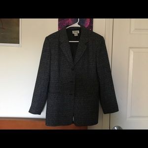 The perfect vintage blazer!
